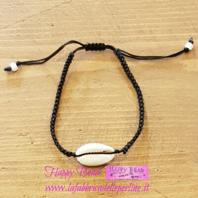 Bracciale Macramé Conchiglia Ciprea colore Nero